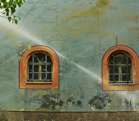 The window – By Sundara Ramaswamy